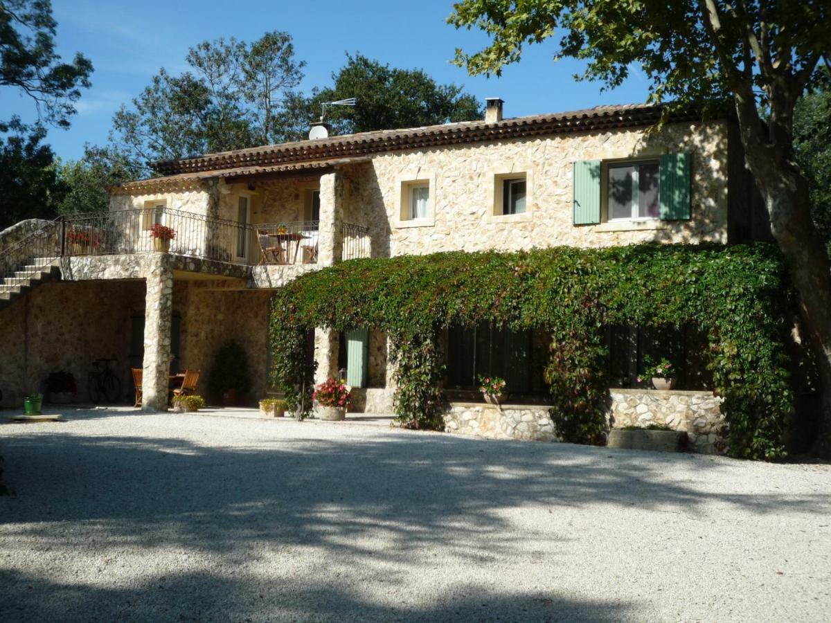 Bed and Breakfast Mas De L'Ile Aviñón Exterior foto
